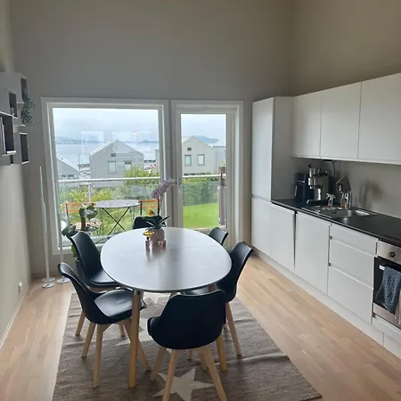 Apartment Classy With A Seaview!